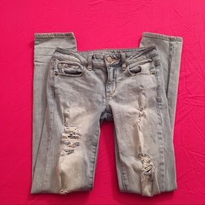 2/$20 American Eagle Distressed Light Wash Jeans